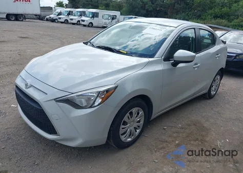 2019 Toyota Yaris L z USA, uszkodzony, nr VIN 3MYDLBYV0KY525011